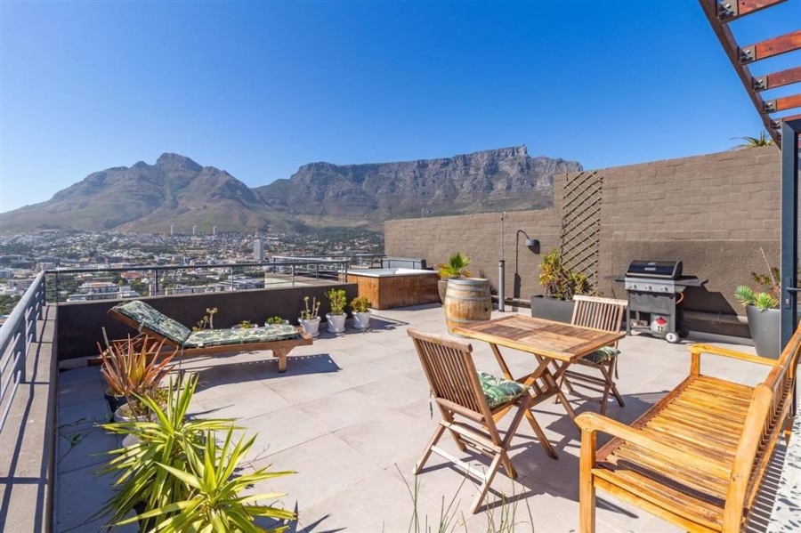 2 Bedroom Property for Sale in Bo Kaap Western Cape